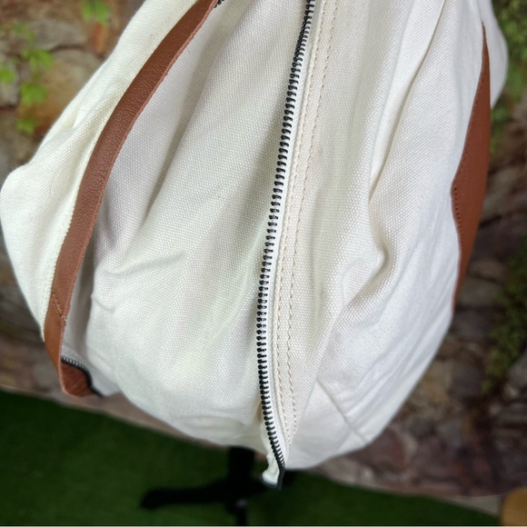 MONSERAT DE LUCCA Instructional Tote in Canvas and Leather - Picture 10 of 11